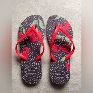 NEW Havaianas Flip Flops